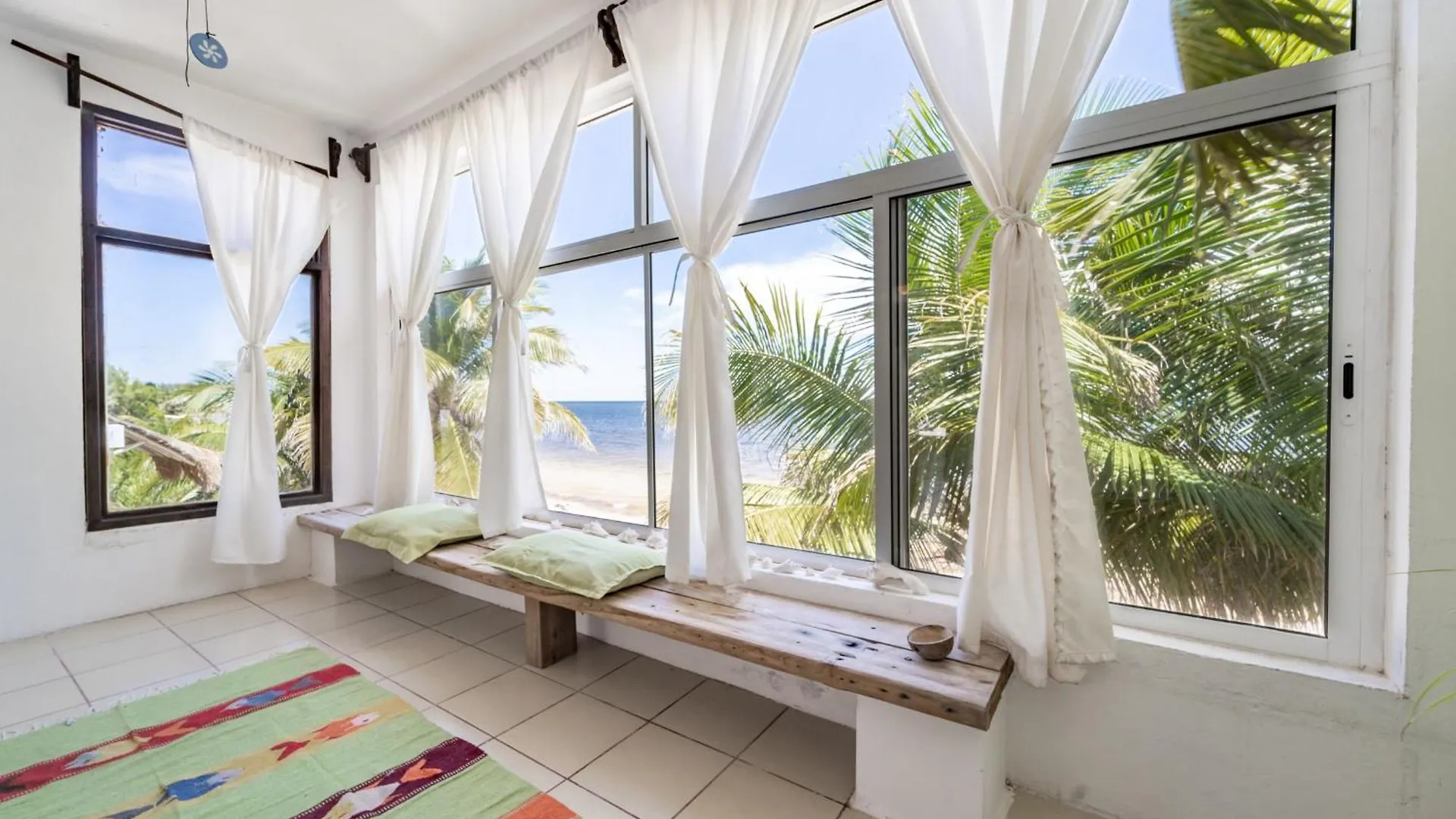 Pronoia Casa De Playa Villa Mahahual Mexico